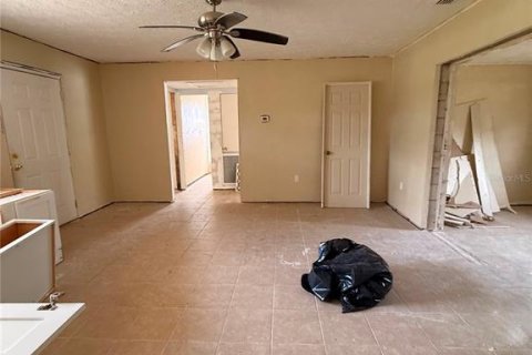 House in Ruskin, Florida 3 bedrooms, 153.94 sq.m. № 2227784 - photo 14