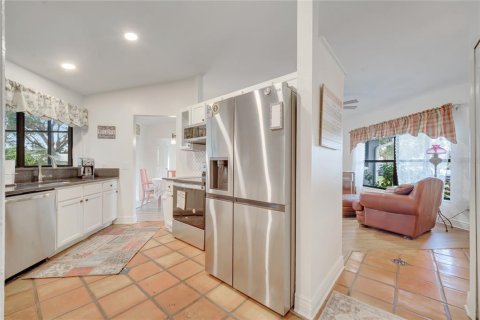 House in Orlando, Florida 4 bedrooms, 196.58 sq.m. № 1449987 - photo 19