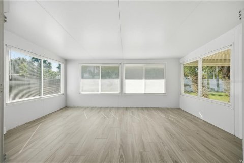 Villa ou maison à vendre à Saint Pete Beach, Floride: 3 chambres, 117.61 m2 № 2289544 - photo 10