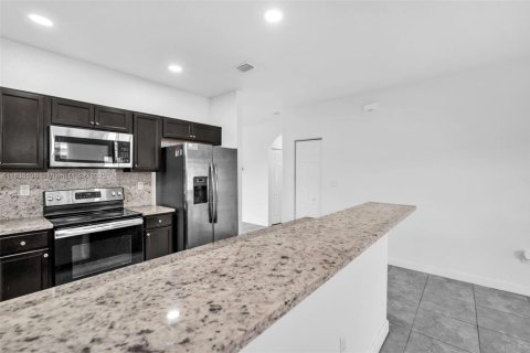 Villa ou maison à vendre à Miami, Floride: 3 chambres, 171.31 m2 № 1823417 - photo 15