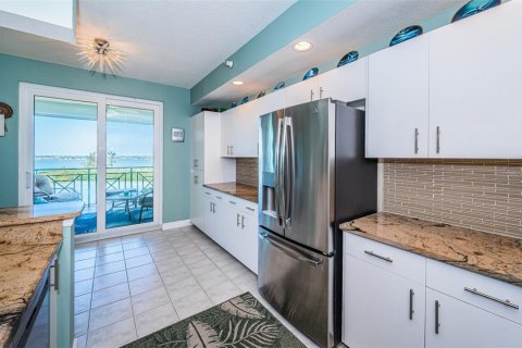 Condominio en venta en Saint Petersburg, Florida, 3 dormitorios, 154.22 m2 № 1590293 - foto 26