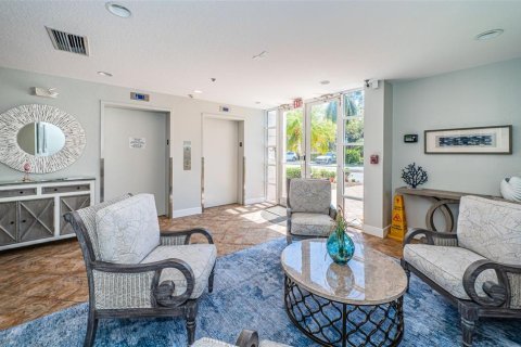 Condominio en venta en Saint Petersburg, Florida, 3 dormitorios, 154.22 m2 № 1590293 - foto 5