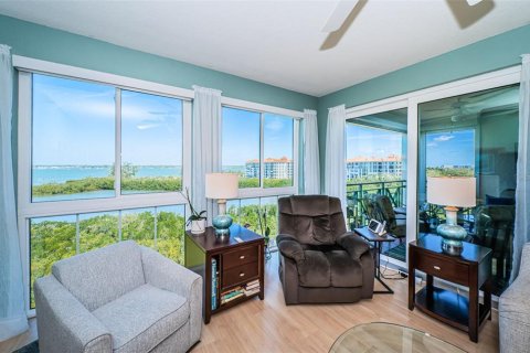 Condominio en venta en Saint Petersburg, Florida, 3 dormitorios, 154.22 m2 № 1590293 - foto 15