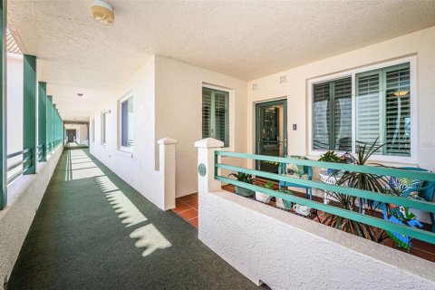 Condominio en venta en Saint Petersburg, Florida, 3 dormitorios, 154.22 m2 № 1590293 - foto 6
