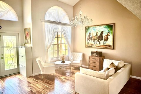 Casa en venta en Pembroke Pines, Florida, 4 dormitorios, 202.06 m2 № 1945817 - foto 3