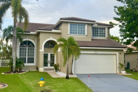 Casa en venta en Pembroke Pines, Florida, 4 dormitorios, 202.06 m2 № 1945817 - foto 1