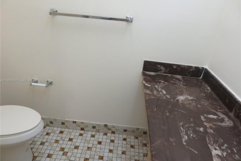 Copropriété à vendre à Miami, Floride: 1 chambre, 65.5 m2 № 2059382 - photo 11