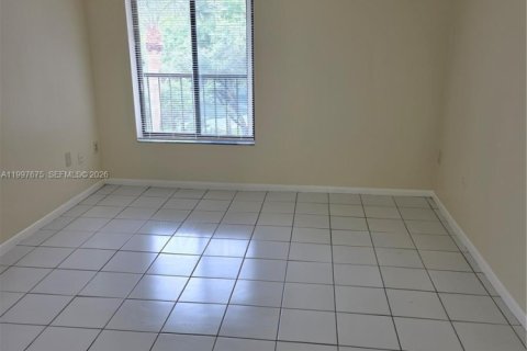 Condo in Miami, Florida, 1 bedroom № 2059382 - photo 23