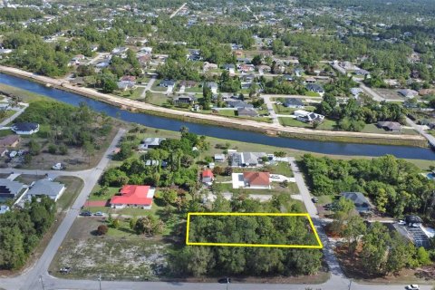 Land in Lehigh Acres, Florida № 2164957 - photo 2