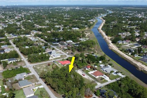 Land in Lehigh Acres, Florida № 2164957 - photo 4