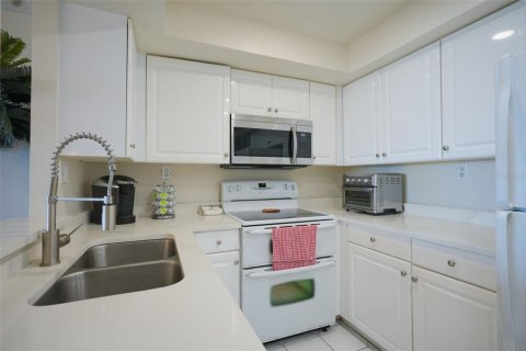 Copropriété à vendre à Clearwater, Floride: 2 chambres, 115.2 m2 № 2258576 - photo 19