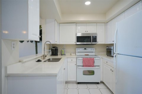 Copropriété à vendre à Clearwater, Floride: 2 chambres, 115.2 m2 № 2258576 - photo 20
