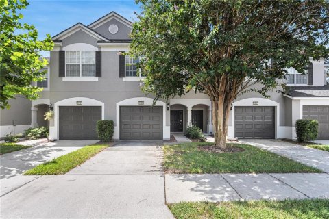 Touwnhouse à vendre à Tampa, Floride: 3 chambres, 150.69 m2 № 1905964 - photo 1