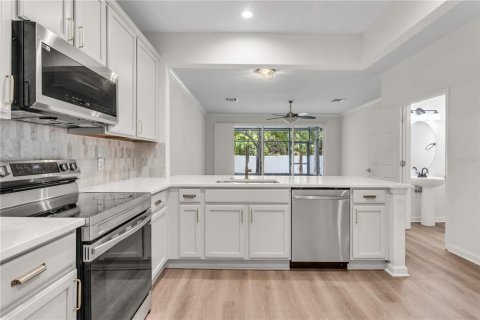 Touwnhouse à vendre à Tampa, Floride: 3 chambres, 150.69 m2 № 1905964 - photo 13