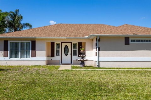 House in Palm Coast, Florida 3 bedrooms, 129.04 sq.m. № 1734850 - photo 2