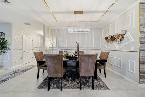 Villa ou maison à vendre à Apollo Beach, Floride: 5 chambres, 210.33 m2 № 2361205 - photo 11