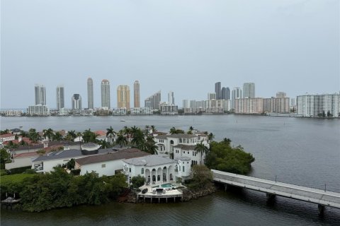 Снять в аренду кондоминиум в Авентура, Флорида 4 спальни, 263.84м2, № 1489316 - фото 10