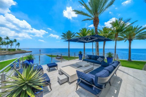Casa en venta en Coral Gables, Florida, 8 dormitorios, 1761.71 m2 № 1806267 - foto 11