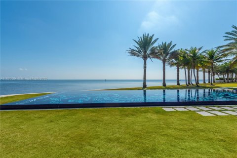 Casa en venta en Coral Gables, Florida, 8 dormitorios, 1761.71 m2 № 1806267 - foto 15