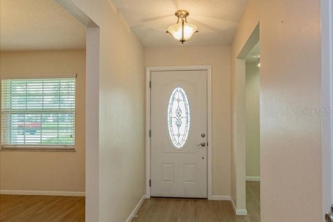 Villa ou maison à louer à Orlando, Floride: 3 chambres, 142.98 m2 № 1901583 - photo 2