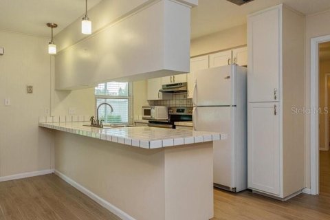 Villa ou maison à louer à Orlando, Floride: 3 chambres, 142.98 m2 № 1901583 - photo 8