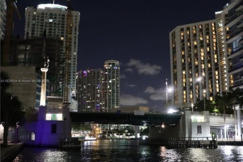 Condominio en venta en Miami, Florida, 2 dormitorios, 119.84 m2 № 1841036 - foto 23