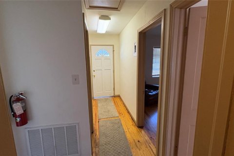 Propiedad comercial en venta en Tavares, Florida, 153.38 m2 № 1446098 - foto 16