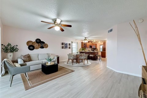 Copropriété à vendre à Saint Petersburg, Floride: 2 chambres, 106.84 m2 № 2223109 - photo 16
