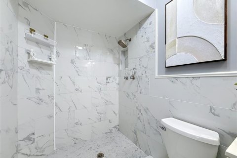 Copropriété à vendre à Saint Petersburg, Floride: 2 chambres, 106.84 m2 № 2223109 - photo 27