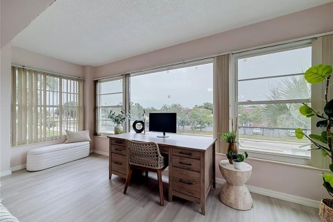 Copropriété à vendre à Saint Petersburg, Floride: 2 chambres, 106.84 m2 № 2223109 - photo 17