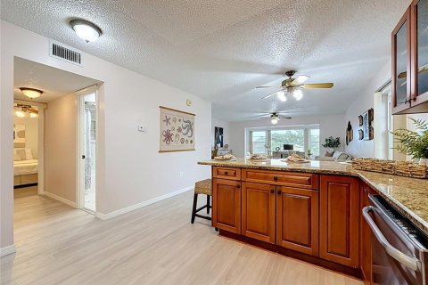 Copropriété à vendre à Saint Petersburg, Floride: 2 chambres, 106.84 m2 № 2223109 - photo 12