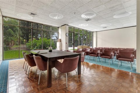 Copropriété à louer à Aventura, Floride: 2 chambres, 101.82 m2 № 1931374 - photo 5