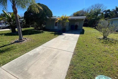 Villa ou maison à louer à Saint Petersburg, Floride: 2 chambres, 81.01 m2 № 1893618 - photo 6