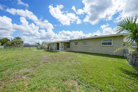 Casa en venta en Punta Gorda, Florida, 2 dormitorios, 98.76 m2 № 1784428 - foto 13