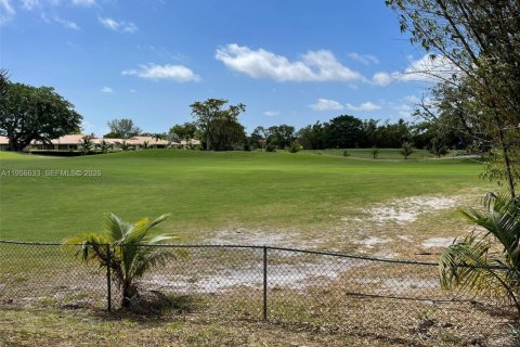Condo in Hollywood, Florida, 2 bedrooms  № 2010565 - photo 19