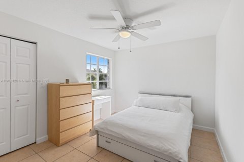 Купить кондоминиум в Дорал, Флорида 4 спальни, 195.56м2, № 1972986 - фото 20