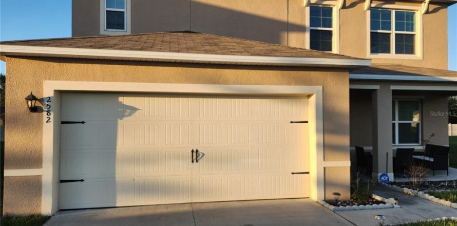 Casa en Tavares, Florida 5 dormitorios, 270.35 m2 № 1519894