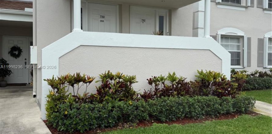 Condo in Homestead, Florida, 2 bedrooms  № 2064269