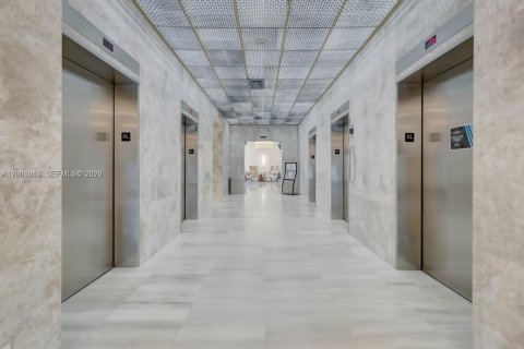 Снять в аренду кондоминиум в Санни-Айлс-Бич, Флорида 2 спальни, 126.07м2, № 2072137 - фото 19