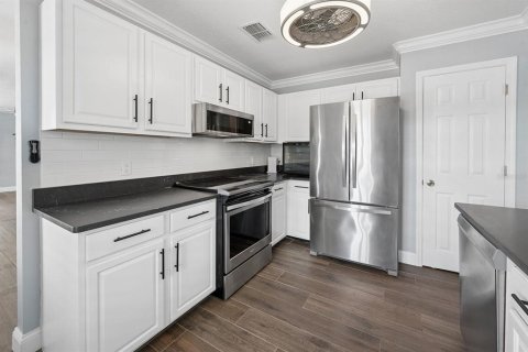 Casa en venta en Fanning Springs, Florida, 3 dormitorios, 120.77 m2 № 2134339 - foto 9
