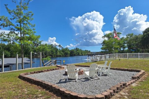 Casa en venta en Fanning Springs, Florida, 3 dormitorios, 120.77 m2 № 2134339 - foto 3
