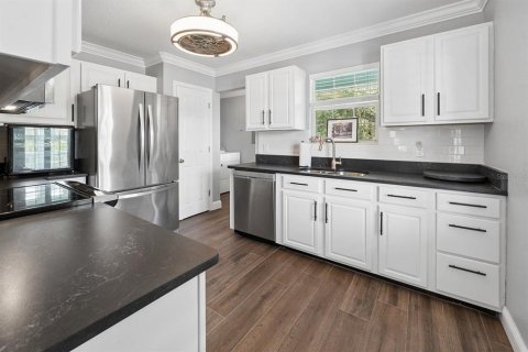 Casa en venta en Fanning Springs, Florida, 3 dormitorios, 120.77 m2 № 2134339 - foto 8
