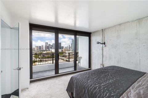 Condominio en venta en Miami, Florida, 1 dormitorio, 114.27 m2 № 1937239 - foto 11