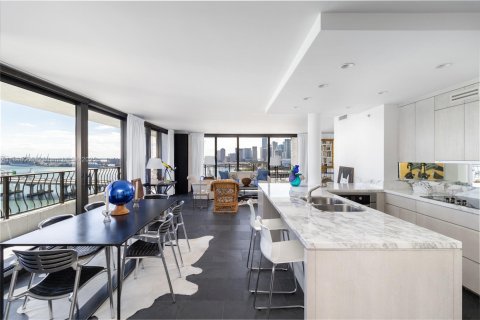 Copropriété à vendre à Miami, Floride: 1 chambre, 114.27 m2 № 1937239 - photo 3