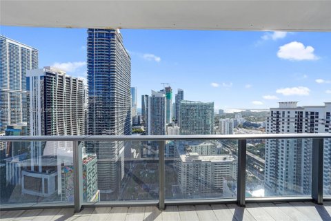 Condo in Miami, Florida, 1 bedroom  № 2079449 - photo 12