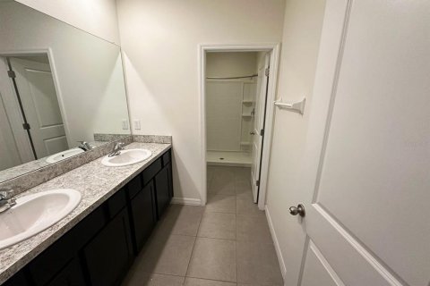 Townhouse in Riverview, Florida 3 bedrooms, 158.58 sq.m. № 1873339 - photo 7