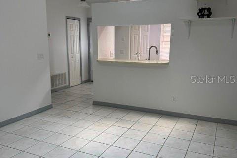 Duplex in Orlando, Florida 2 bedrooms, 79.71 sq.m. № 2227443 - photo 9