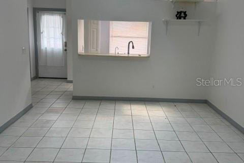 Duplex in Orlando, Florida 2 bedrooms, 79.71 sq.m. № 2227443 - photo 7