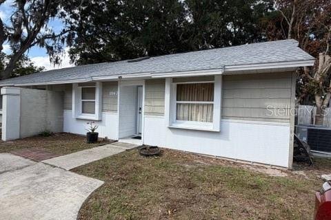 Duplex in Orlando, Florida 2 bedrooms, 79.71 sq.m. № 2227443