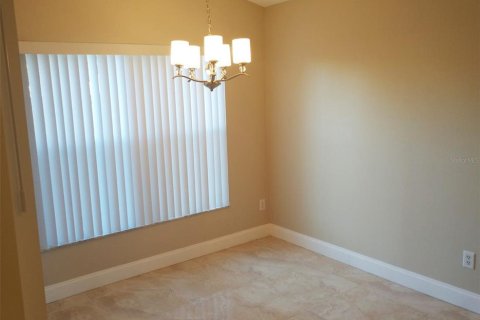 Villa ou maison à louer à Lake Mary, Floride: 3 chambres, 124.21 m2 № 1912786 - photo 4